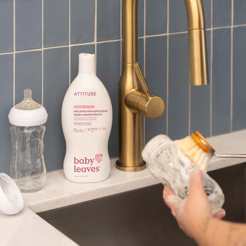Ekologický mycí prostředek na dětské lahve a nádobí : 700 ml : bez parfemace : Nature+