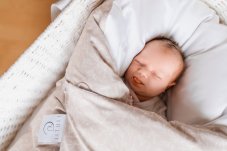 Péřová zavinovačka Maxi Hnědá Bílé Větvičky